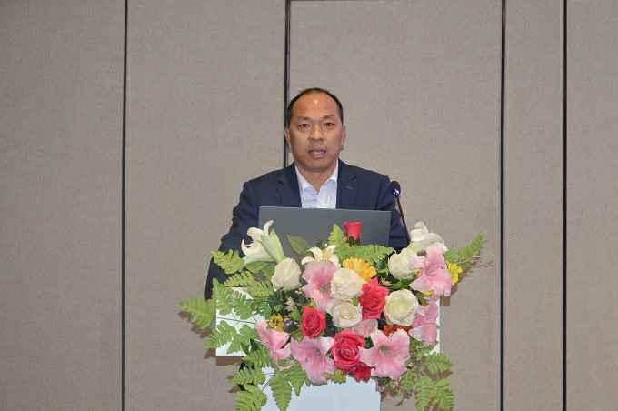 集团公司副总经理兼钢结构公司总经理张永庆作《九游手机入口官网-九游(中国)二〇二二年度管理工作报告》.JPG